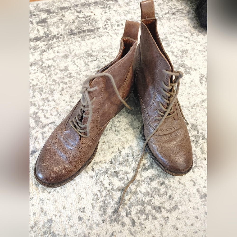 Lucky Brand leather Boots 6.5 size